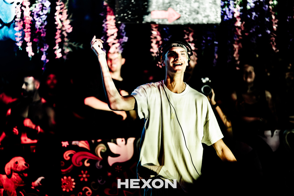 1_hexon_alast_finals_wm_-2